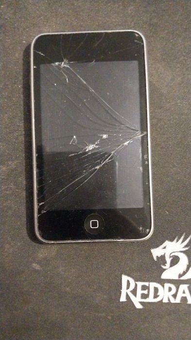 Ipod 16 gb не включається