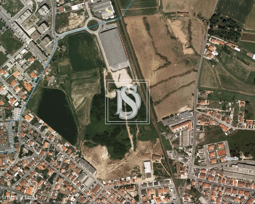 Terreno Não definido em Arcozelo
