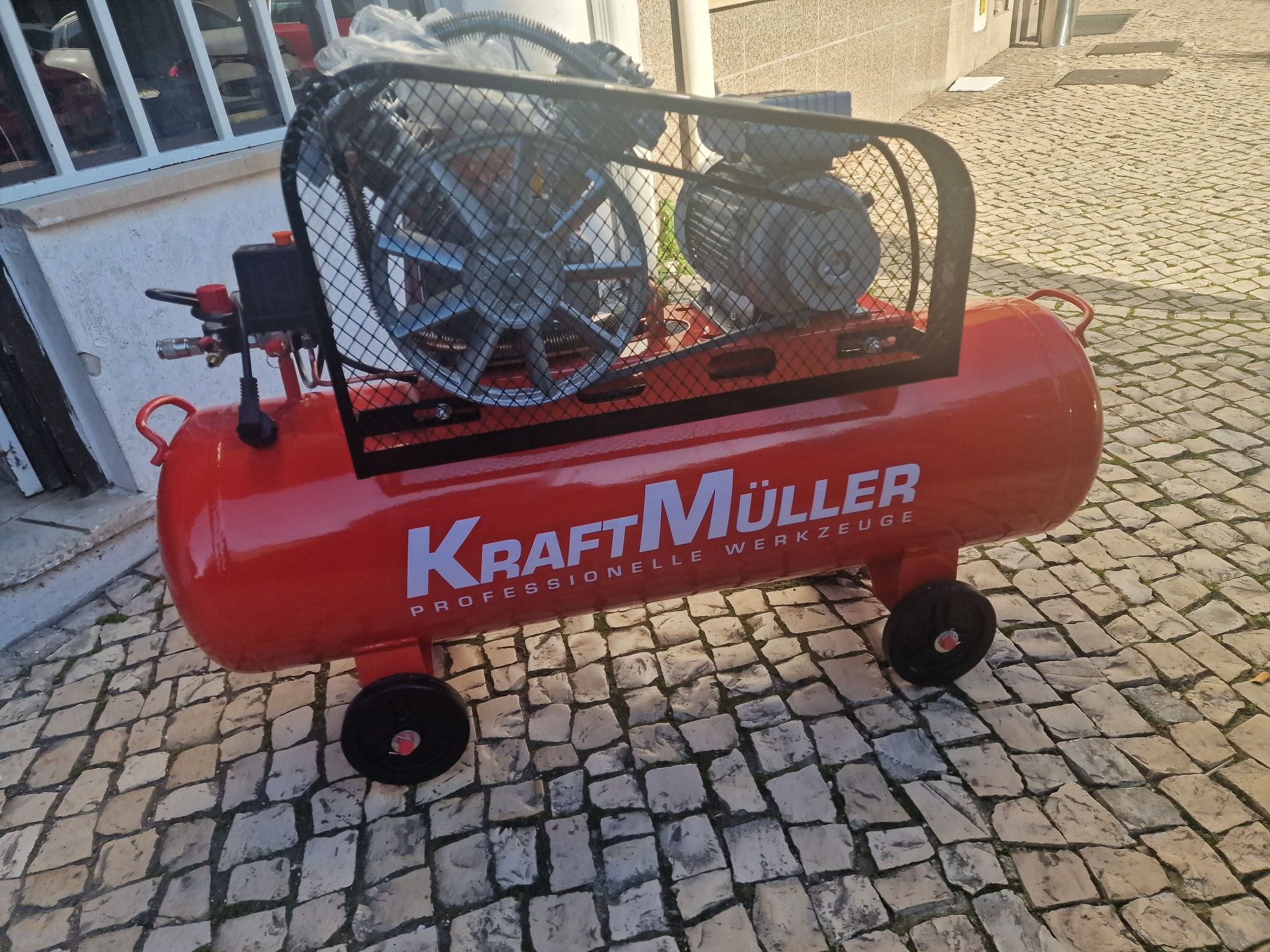 Compressor de 100 litros novo entrego em mãos para tudo país