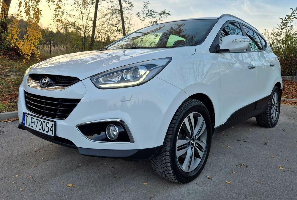 Hyundai ix35 Hyundai ix35 * 2.0 Benzyna * Automat 4x4 * Full Opcja * Piękny