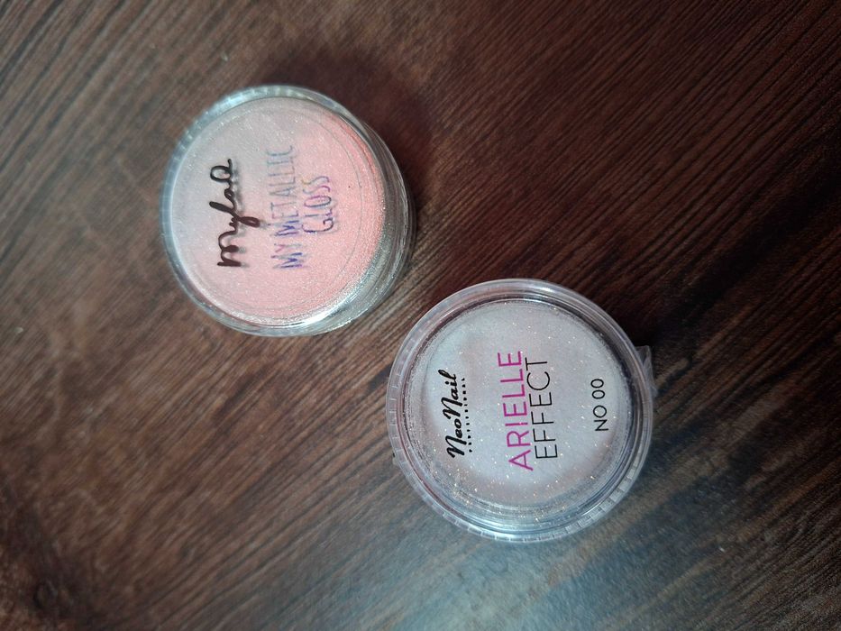 Lampa UV do utwardzania lakieru hybrydowego na paznokciach