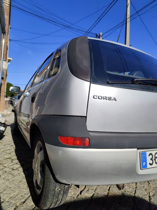 Opel Corsa com 179.00km