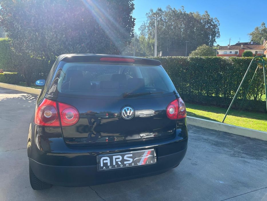 Golf 5. 2005 1.4 gasolina  3 portas