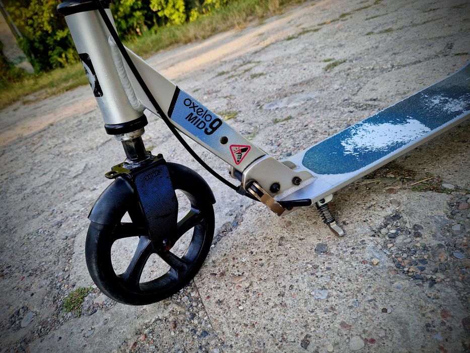 Hulajnoga miejska Oxelo Mid 9 z amortyzacją i hamulcem