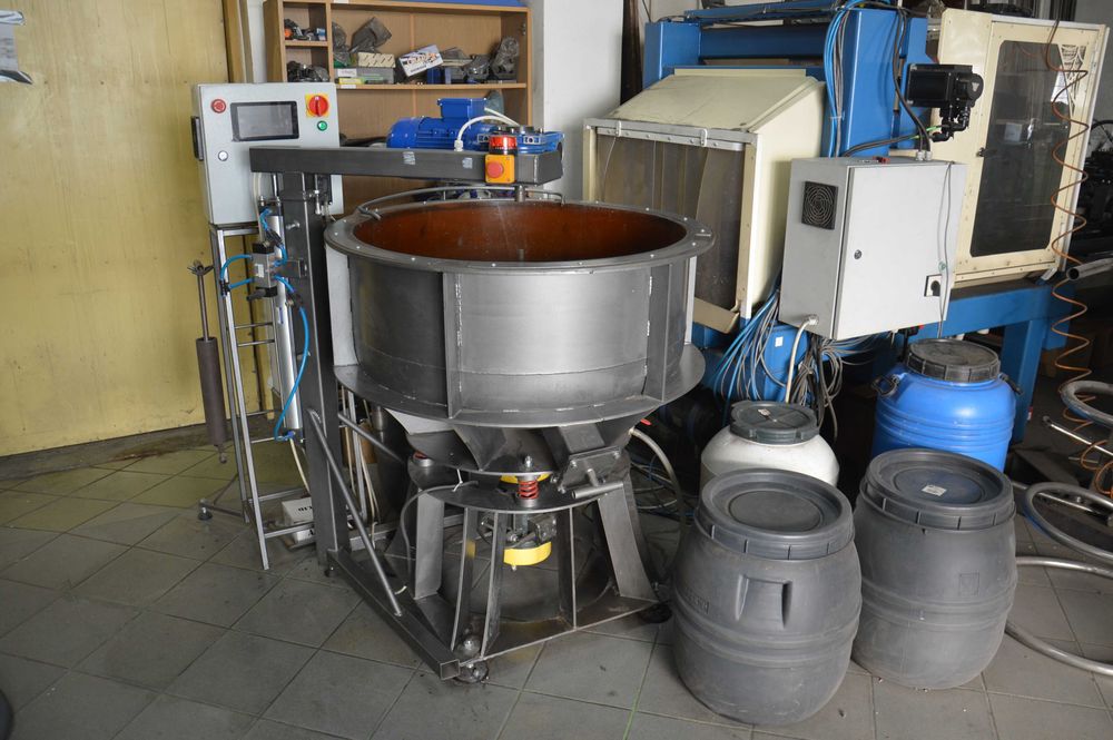 Polerka wibracyjna do felg i elementów z aluminium