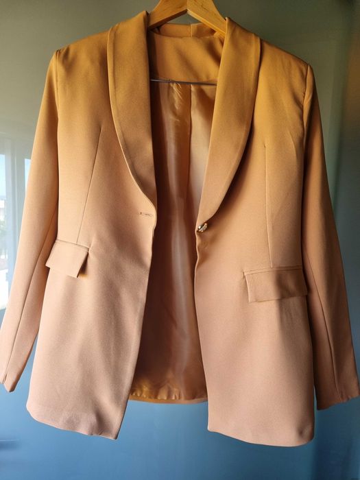 Fato - Blazer + Calças (S/M)