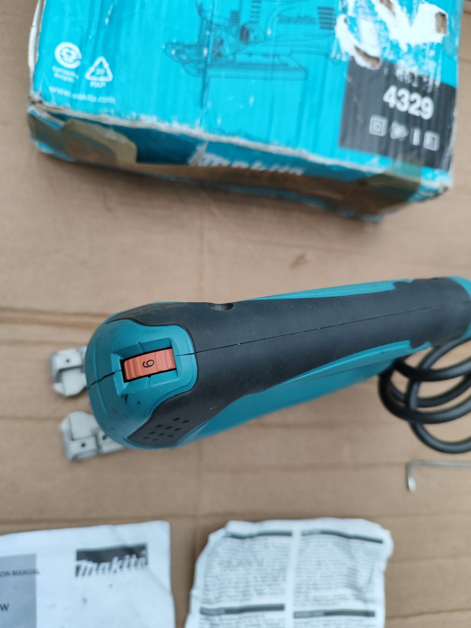 Wyrzynarka sieciowa Makita 450wat