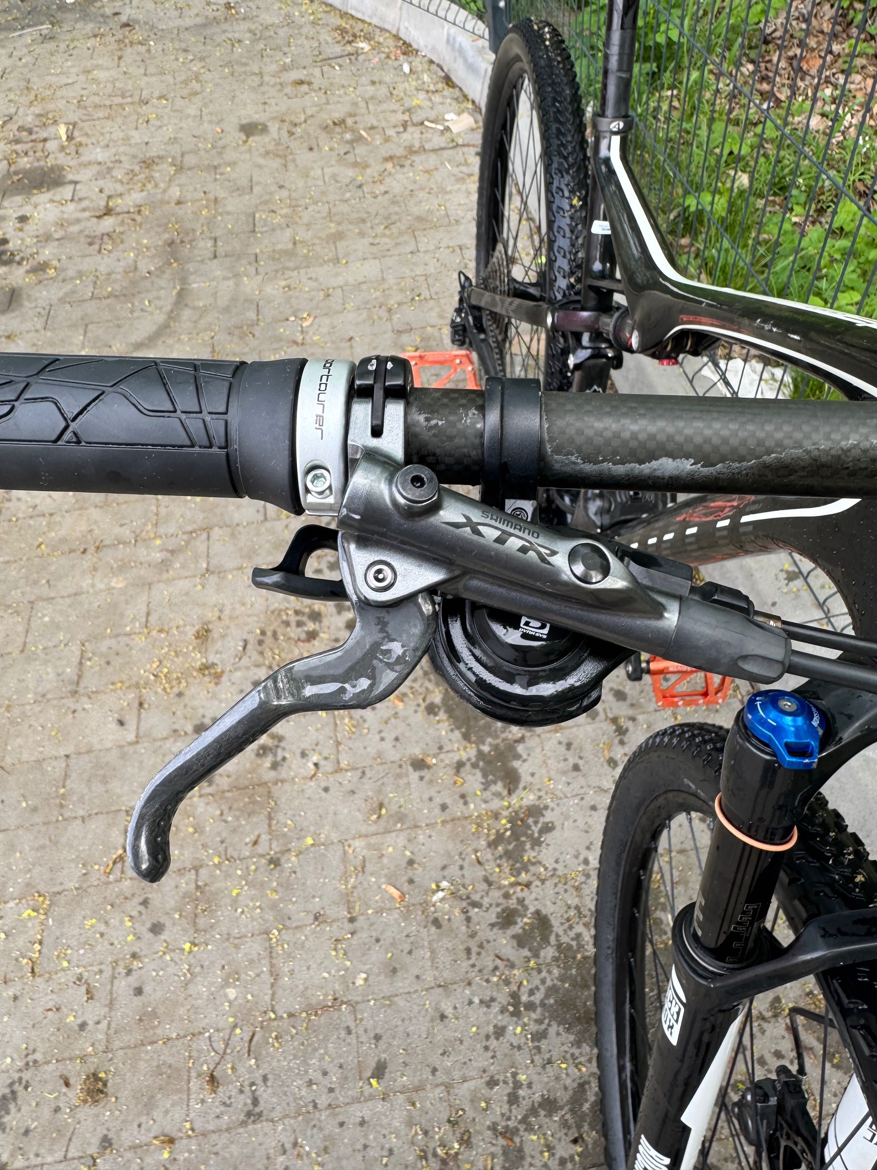 Specialized Epic Comp. Carbon. Brain. L