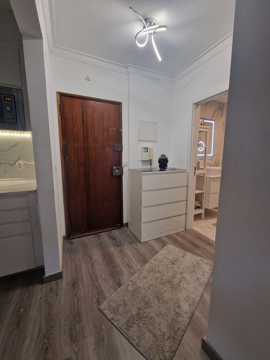 Arrenda-se apartamento T1 com piscina