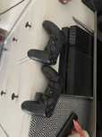 Konsola ps4 dwa pady i gry