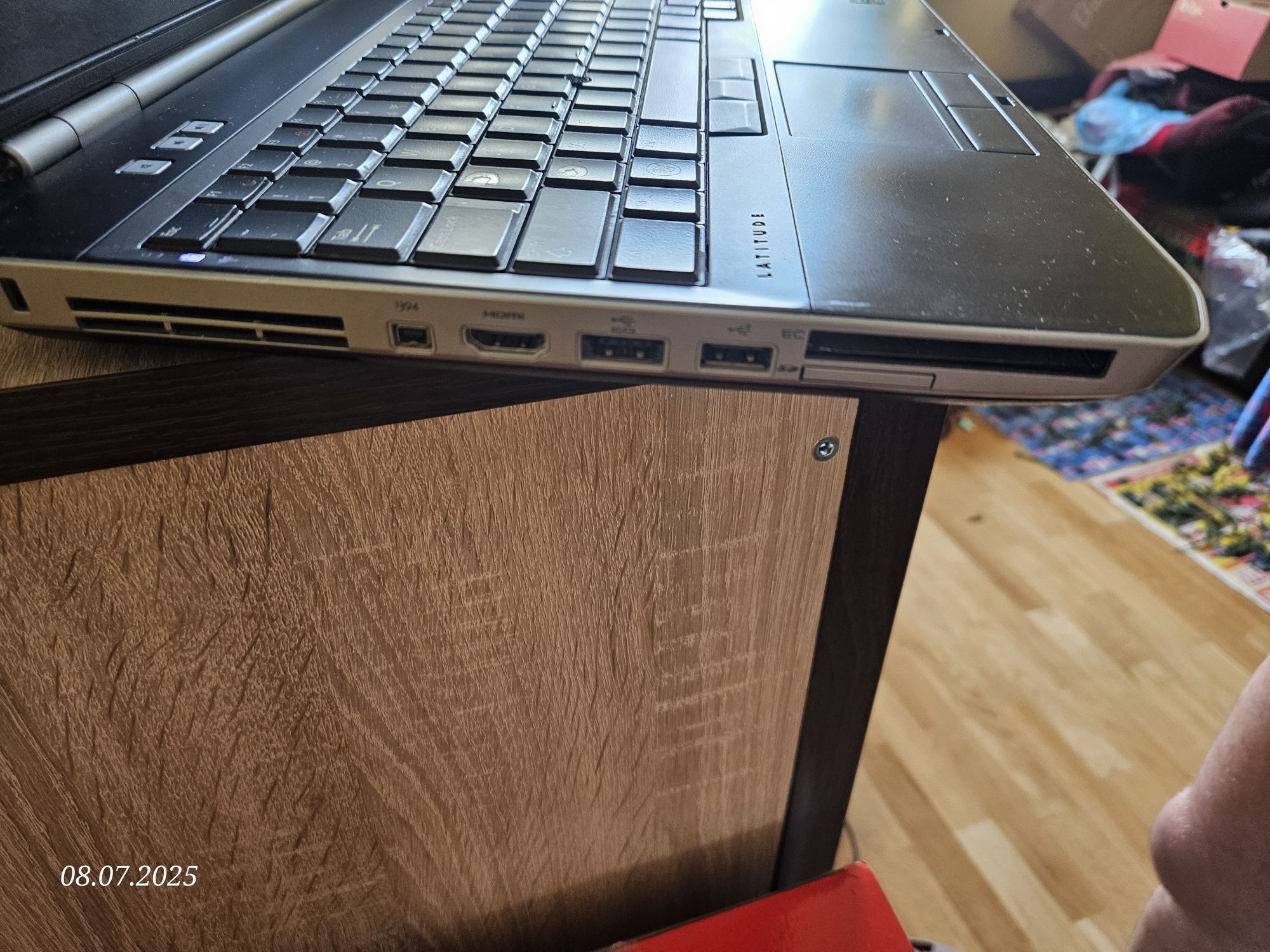 Dell Latitude E5520