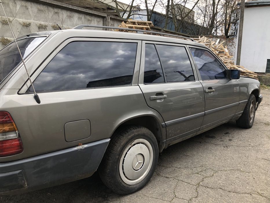 Мерседес w124 Mercedes