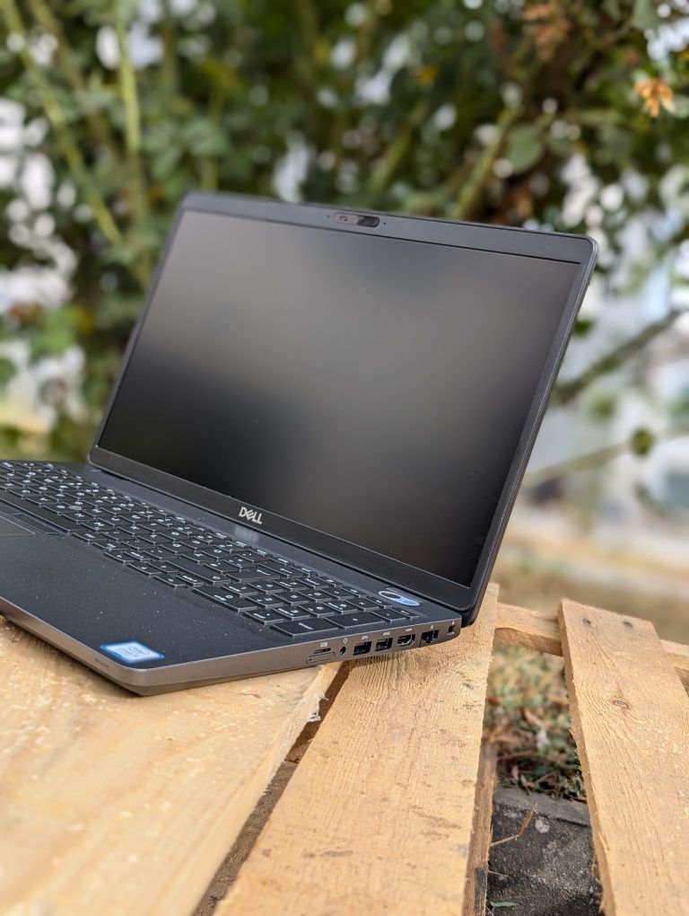 Ноутбук Dell Latitude 5500/i5-8265U/16/512M2/FHD/IPS/100шт/ОПТ.РОЗДРІБ