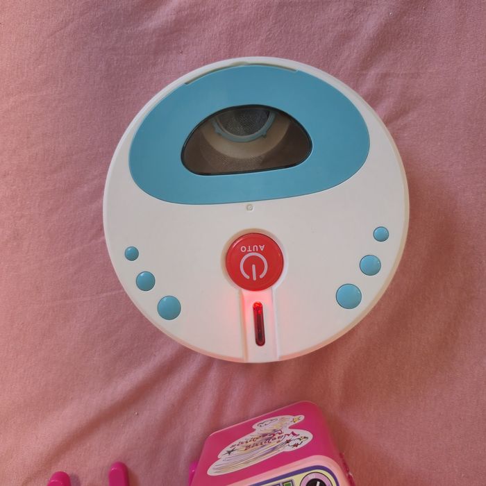 Салон краси Lol surprise,пилисос,мольберт,ходунці