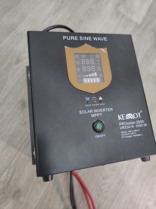 Инвертор Kemot PROsolar-2500 1800W  24В