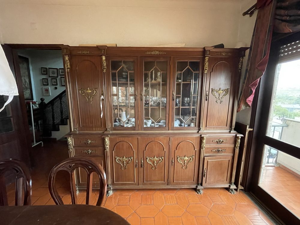 Movel Louceiro + Mesa e Cadeiras vintage