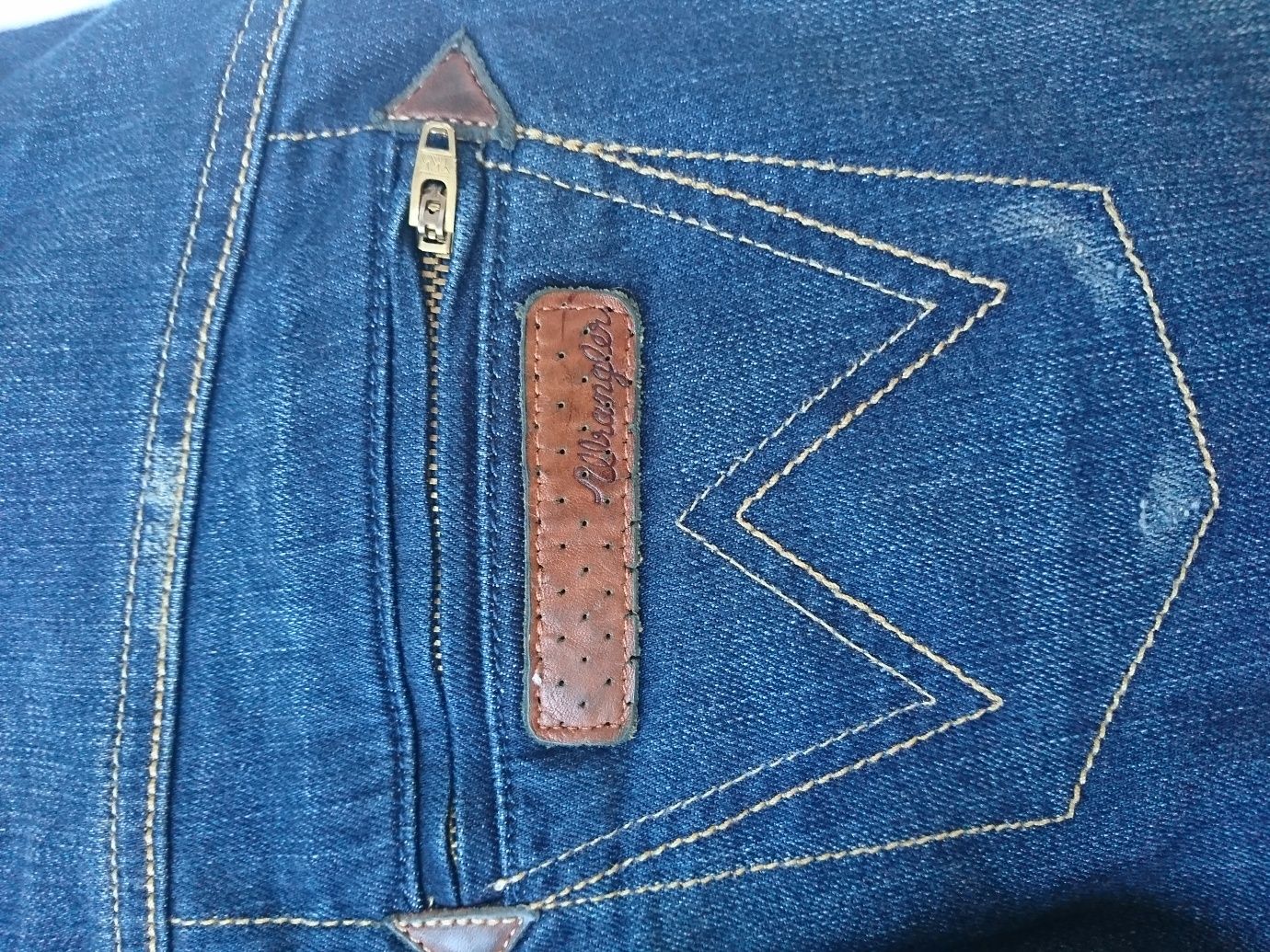 spodnie jeans Wrangler