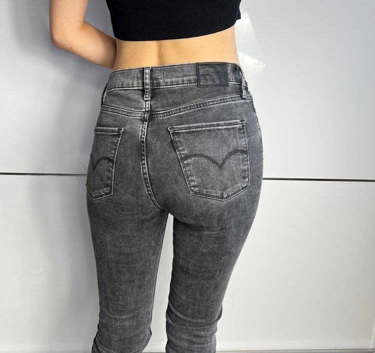 Spodnie Levi’s 720 High Rise Super Skinny Jeansy Premium