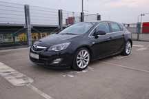 Opel Astra Opel Astra J 1.6 Turbo Cosmo