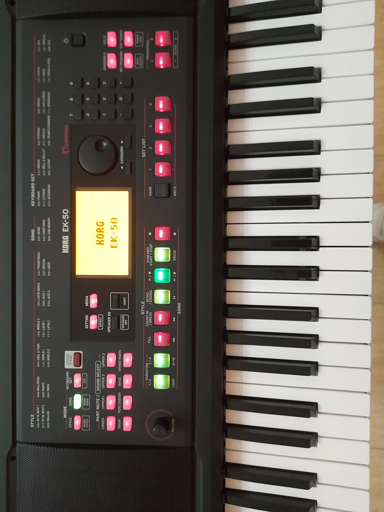 Korg EK-50 Limitless