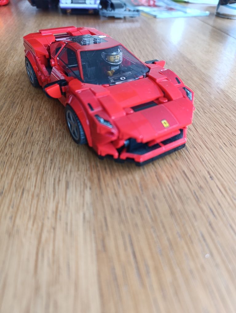 LEGO Speed Champions Ferrari F8 Tributo