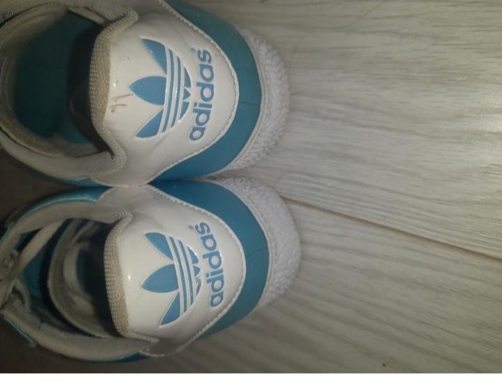 Кросівки жіночі сірі та сині адідас