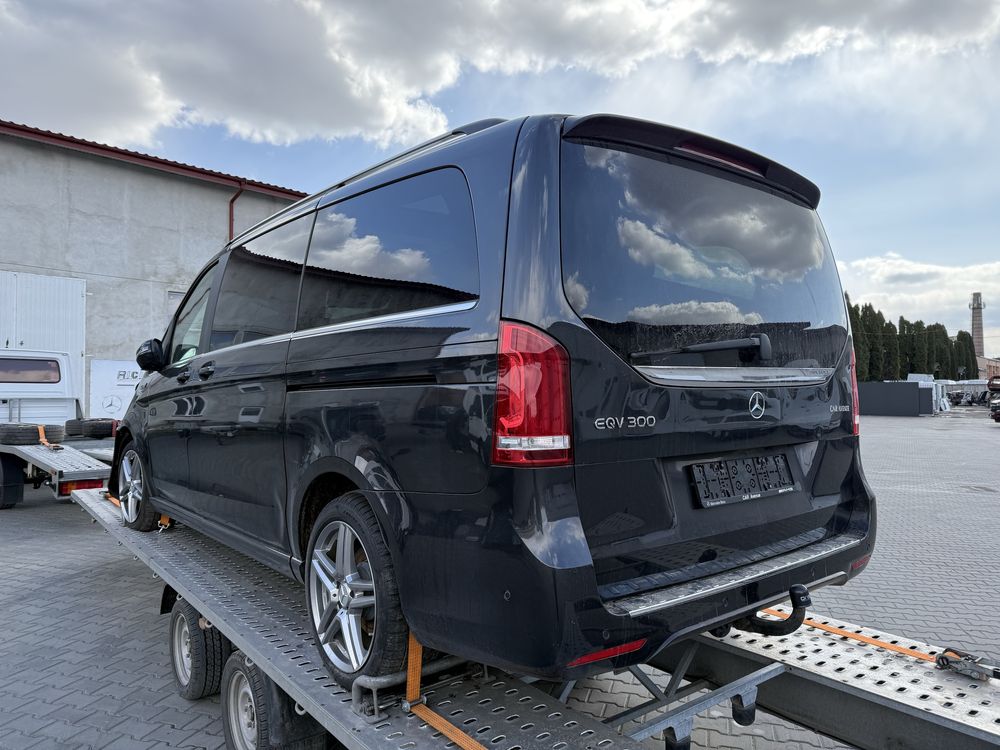 Бампер задній дверка ляда кришка багажника стоп Vito W447 V-class EQV