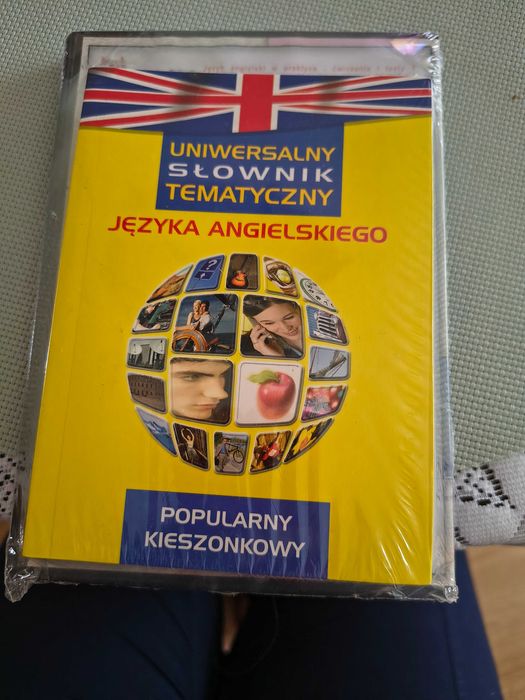 Uniwersalny słownik tematyczny j.angielskiego +płyta