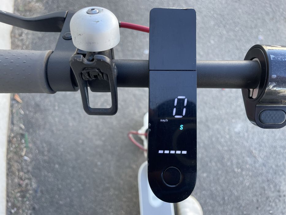 Єлектросамокат Mi M365 pro