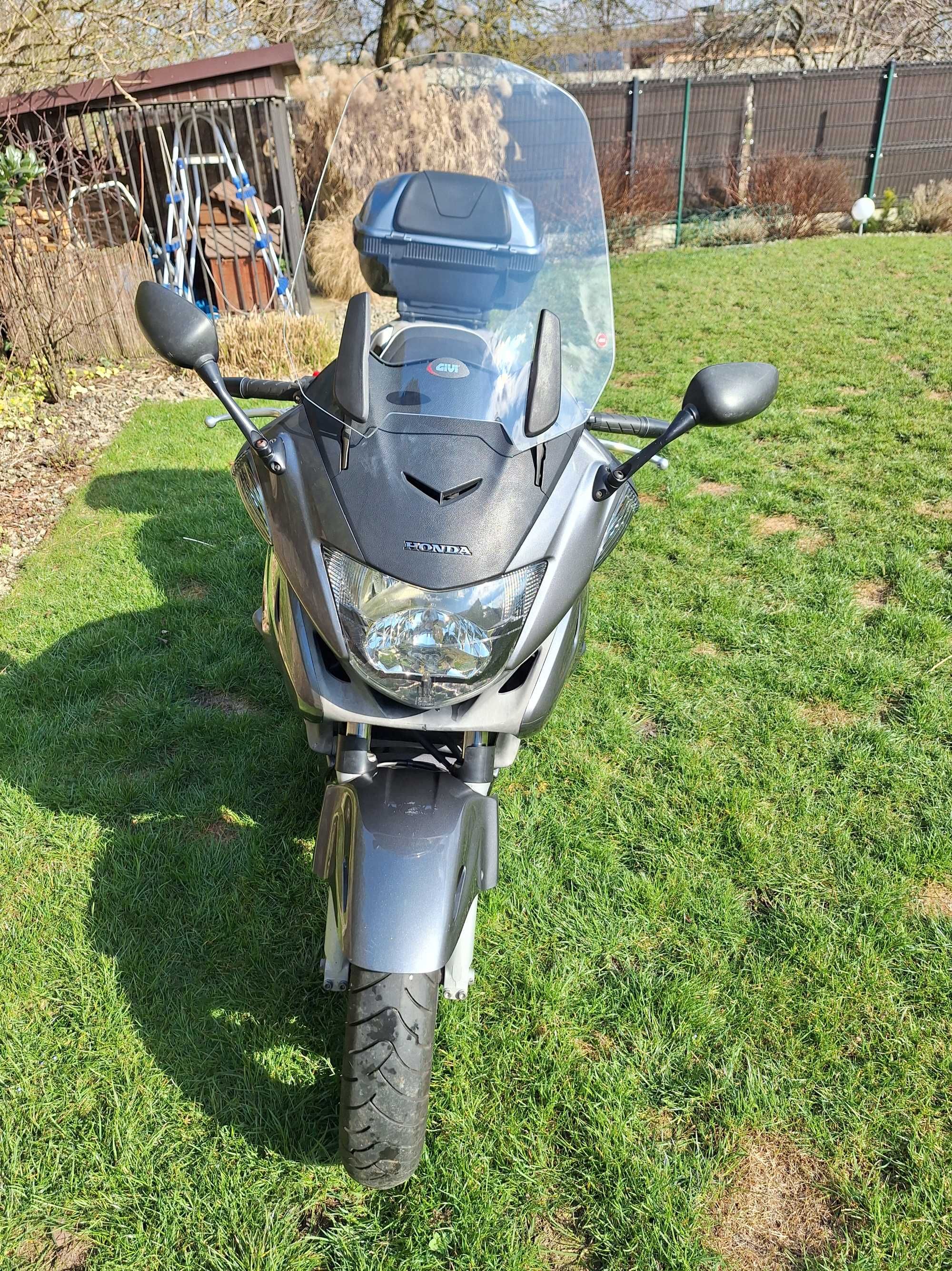 Honda NT 700 V NTV Deauville 2006 zarejestrowana 1 właściciel w kraju