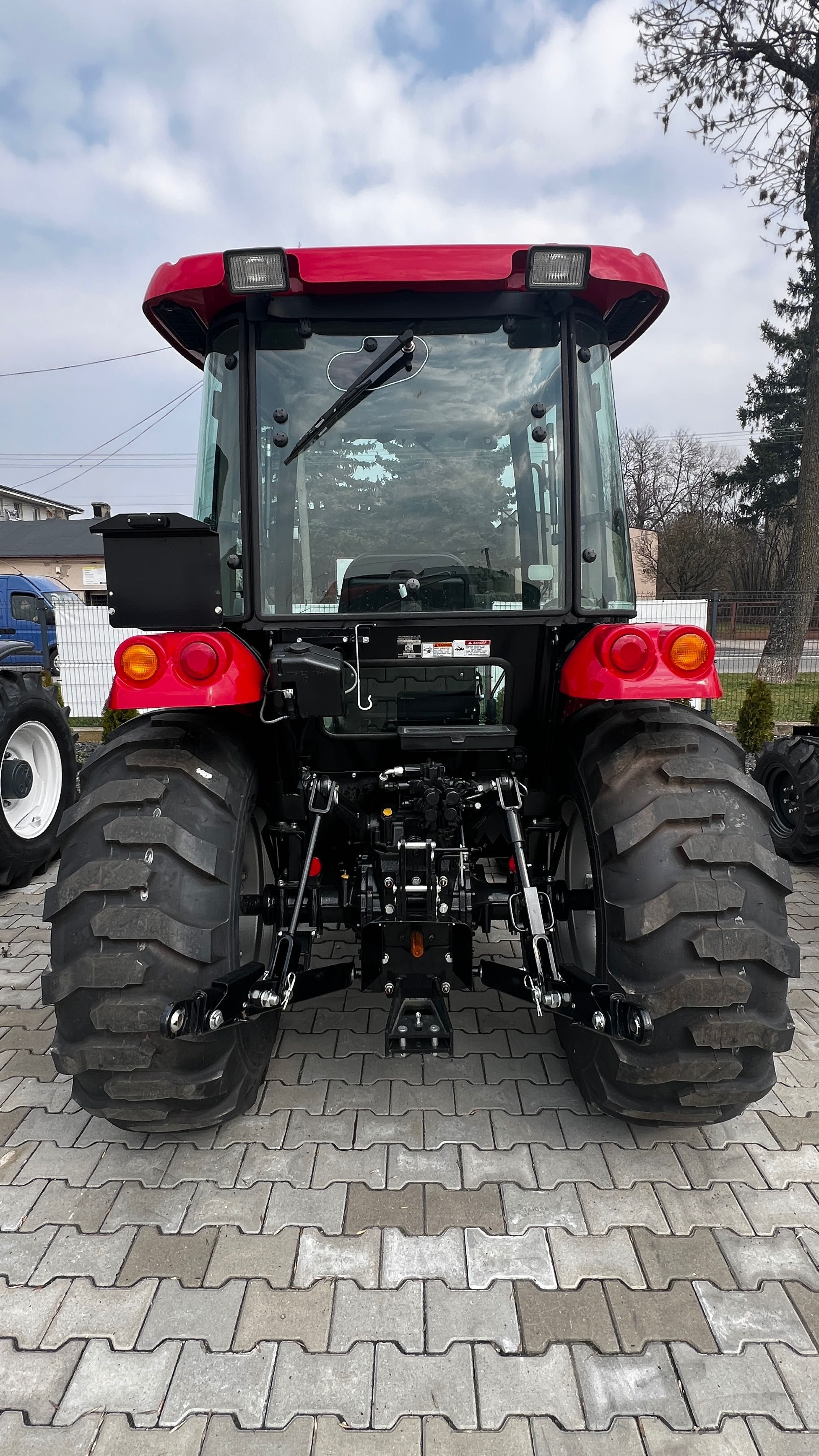 CIĄGNIK rolniczy TYM T555 56 KM!