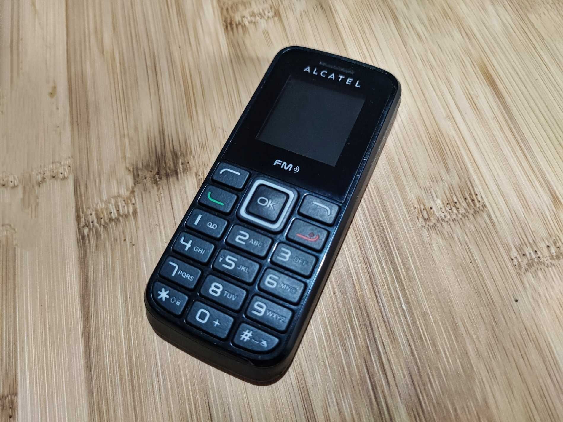 Telemóvel Alcatel 1010X