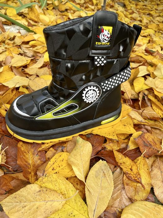 Дитячі зимові чоботи дутики