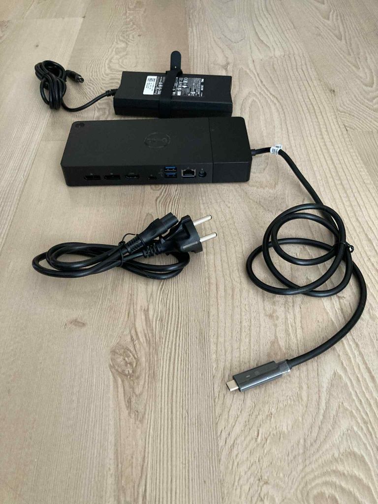 Stacja Dokująca DELL WD19S130W  Nowa