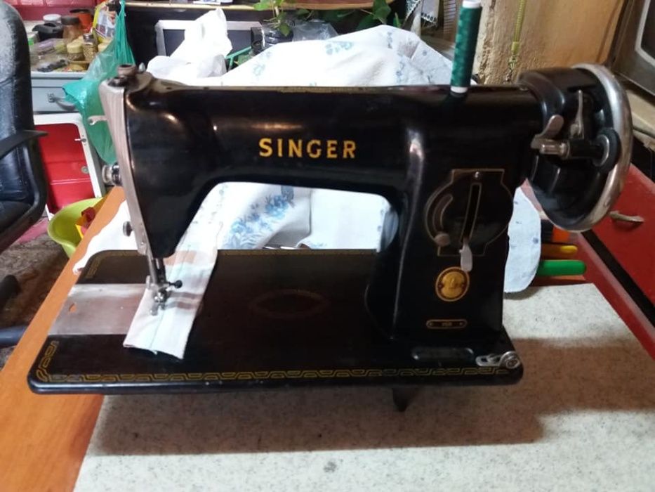 Máquina de Costura Singer 15B