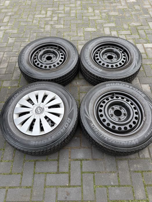 Opony R16 / 215 / 70