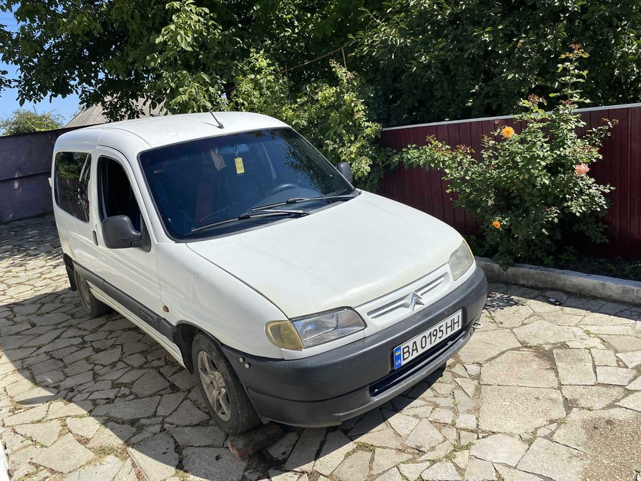 Авто Сітроен пасажир