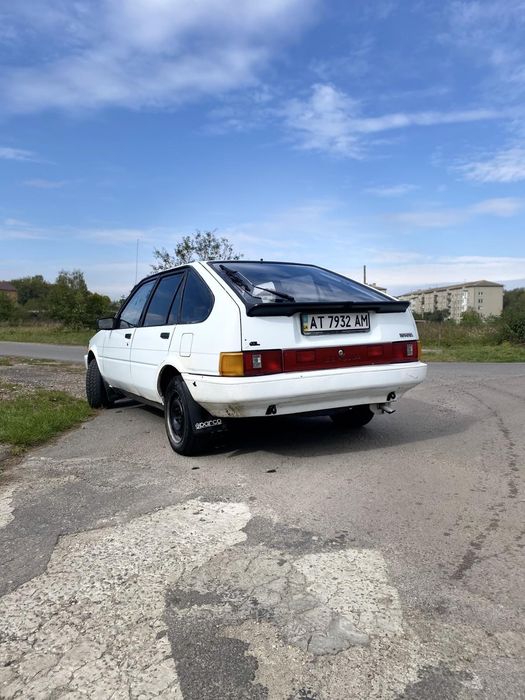 Продається надійний автомобіль