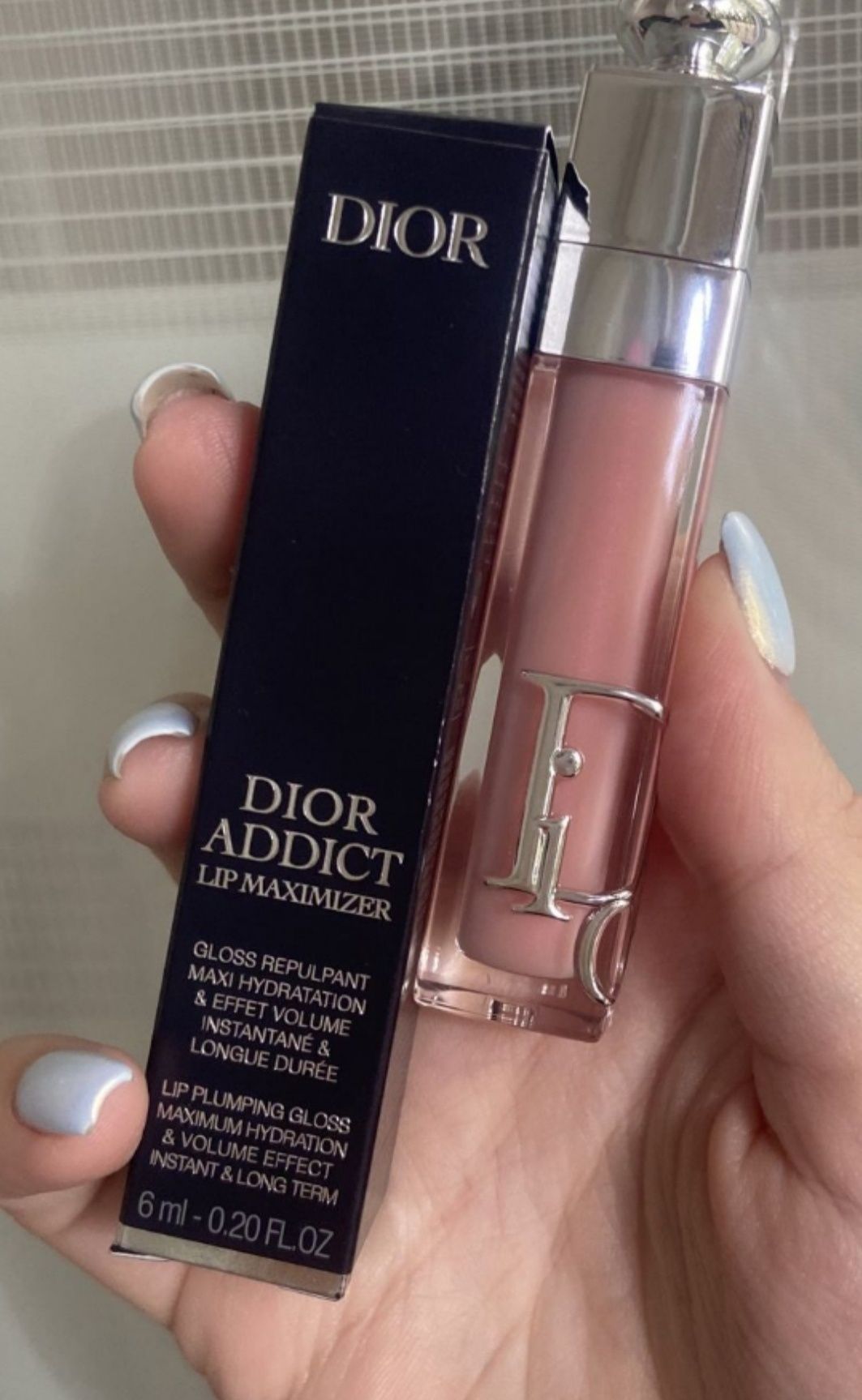 Dior Addict Lip Maximizer Блеск-плампер для губ