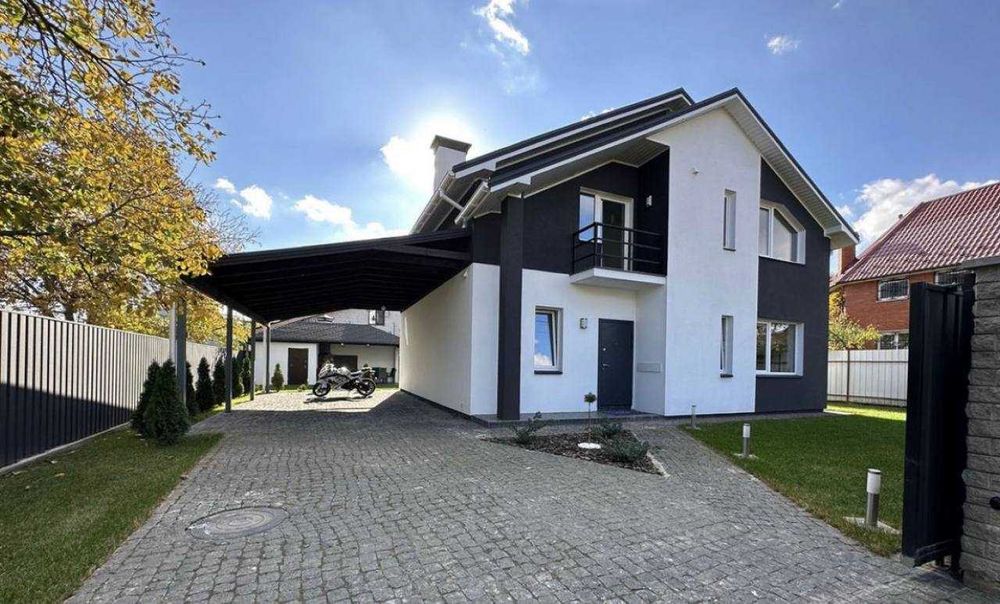 Продаж 2 поверхового будинку 237 кв. м, 5 к, барбекб