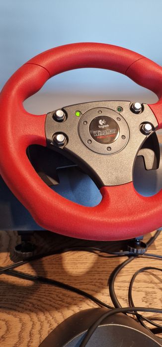 Volante Logitech Wingman Formula Force