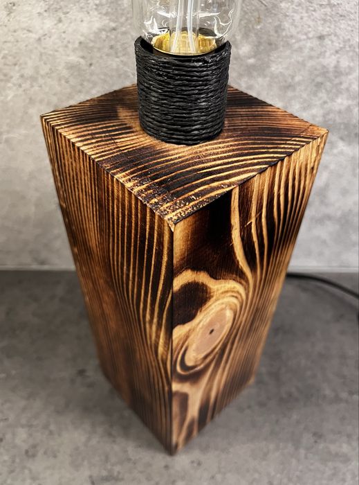 Lampa / Lampka z drewna do biura, salonu, sypialni recznie wykonana.