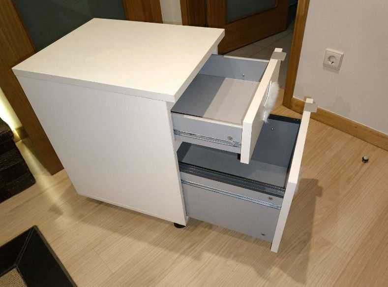 Móvel Branco com Gavetas 40x51x63, Muito Versátil e Moderna