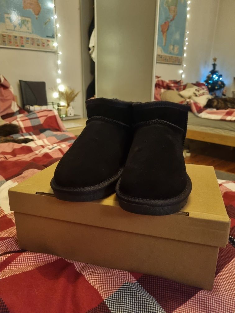 UGG MINI BLK śniegowce rozm. 38