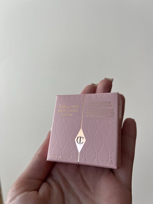 Палетка тіней від Charlotte Tilbury