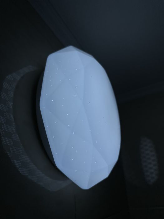 Люстра лампа світло білий яскравий лед LED
