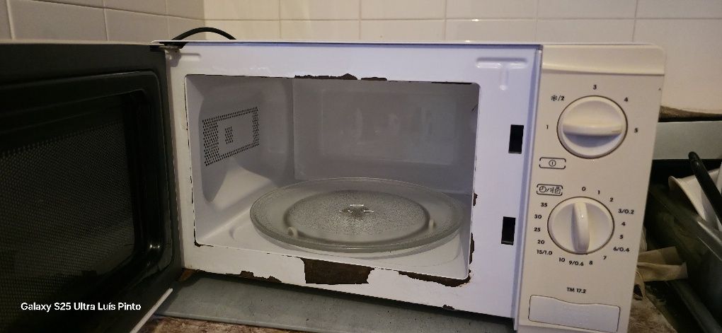 Vendo Microondas Thor a Funcionar Sem Qualquer Problema