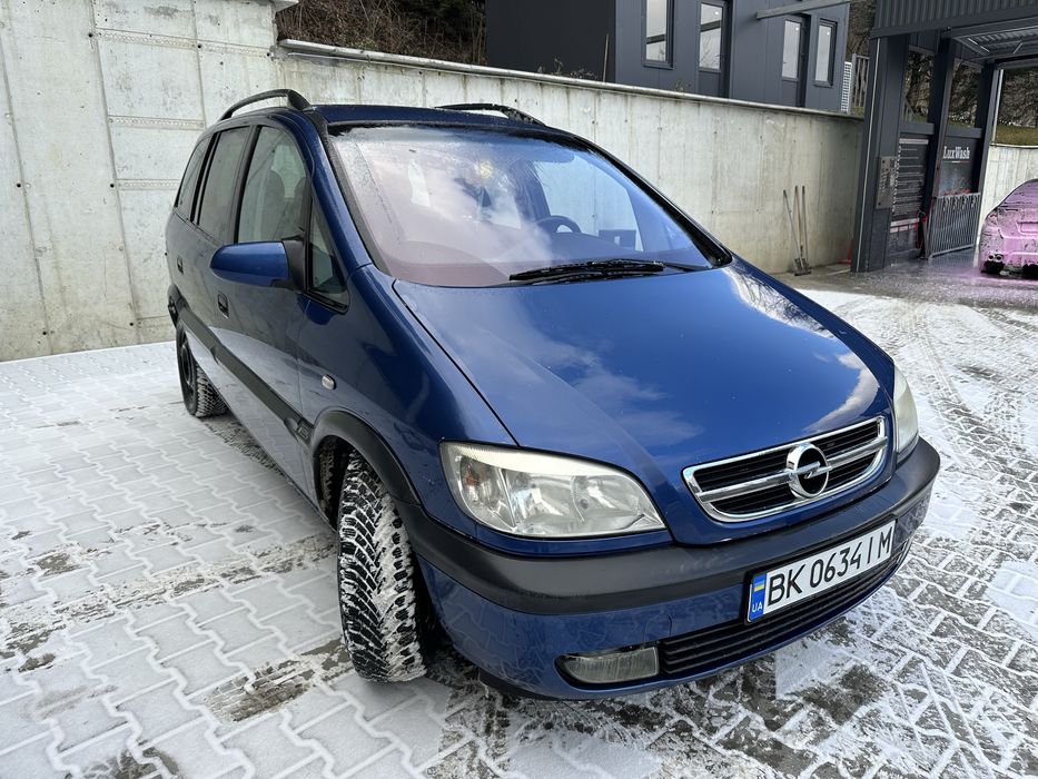 Opel Zafira 2.2 дизель 2002рік