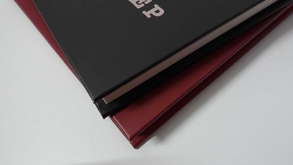 Новий комплект «Клятвений солдат» Т. Кінгфішер (300 грн./ olx 327)