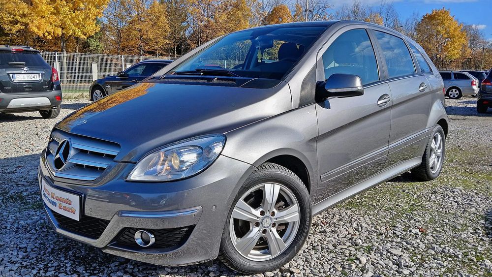 Mercedes-Benz Klasa B LIFT B180 AUTOMAT Niski Przebieg NAVI Panorama Śliczny!